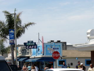 Pizmo Beachにあるくらむ･チャウダーのレストランSplash Cafe
